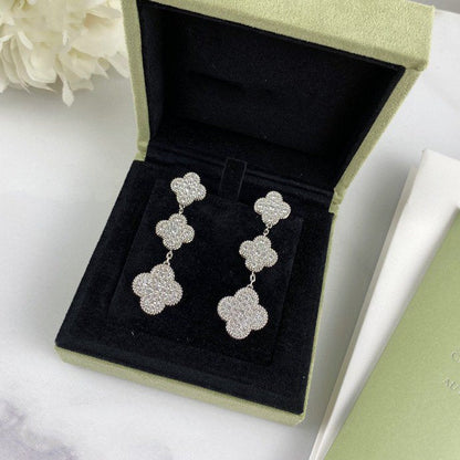 [AuraEcho]CLOVER 3 MOTIF DIAMOND SILVER DROP EARRINGS