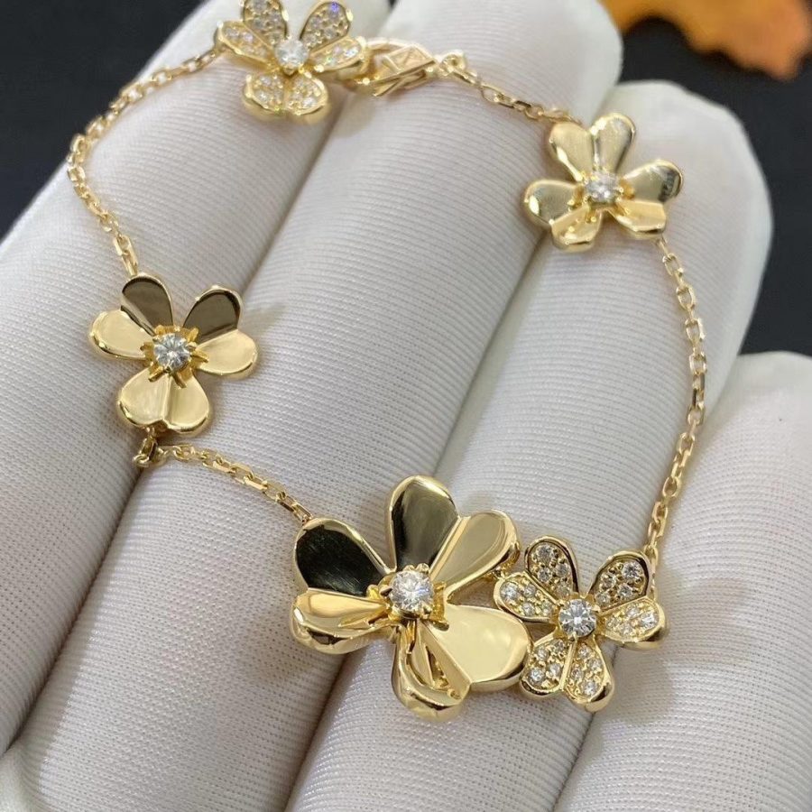 [AuraEcho]FRIVOLE GOLD 5 FLOWERS BRACELET
